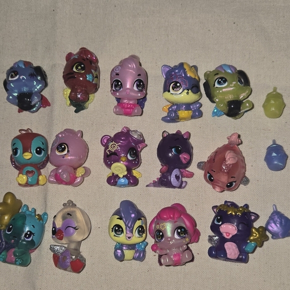 Hatchimals Other - Colorful Animal Figurine Set
